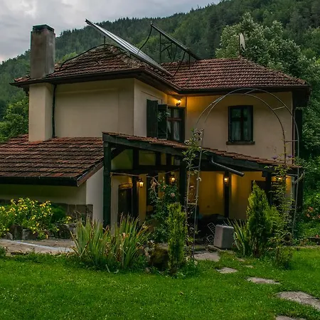 Verbena Hotel Apriltsi (Lovech)